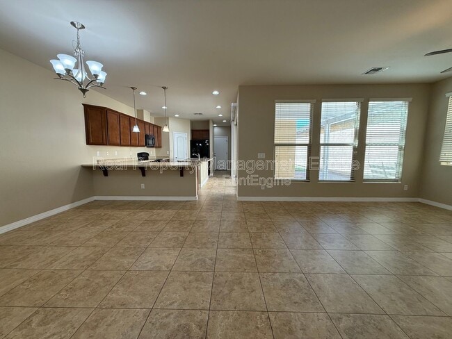 Foto del edificio - 9020 W Nicolet Ave