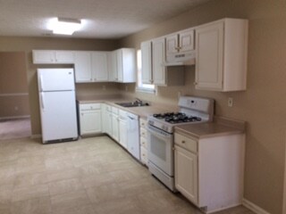Building Photo - 55 Grayson Ln