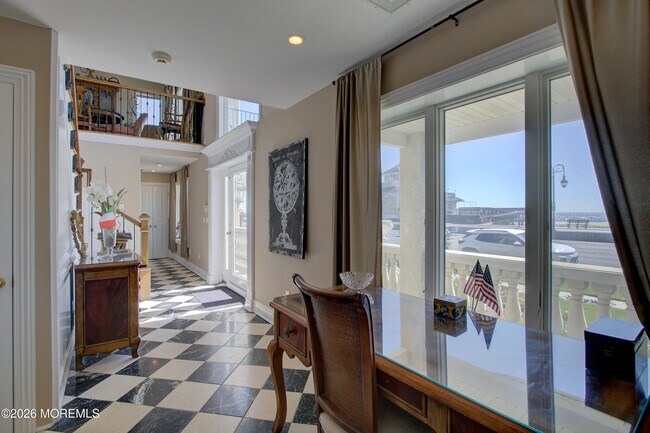 Foto del edificio - 1007 Ocean Ave N