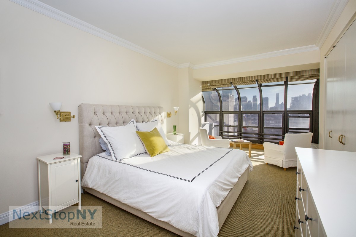 Foto principal - 350 E 72nd St