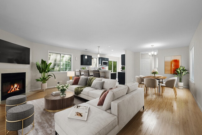 Building Photo - Crown Court