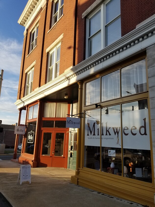 Odd Fellows Building - 200 E 9th St
