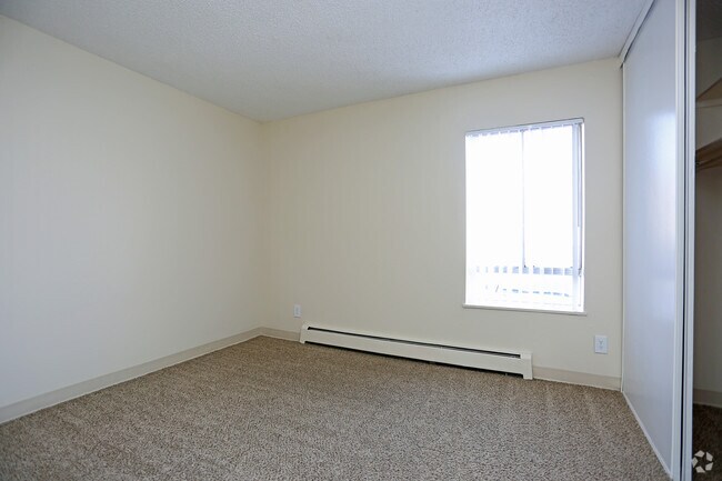 Monaco Lakes CLO Apartments Denver, CO