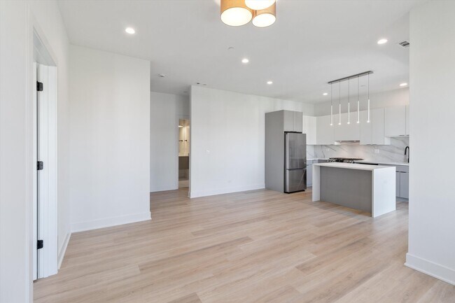 Foto del edificio - 3821 N Ashland Ave