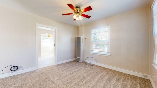 Building Photo - 507 Macklyn Ave