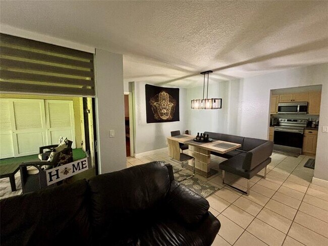 Foto del edificio - 2520 NW 49th Terrace