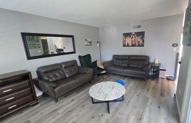 Building Photo - 11344 Grand Manan