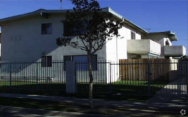 Building Photo - 775 Shalimar Dr