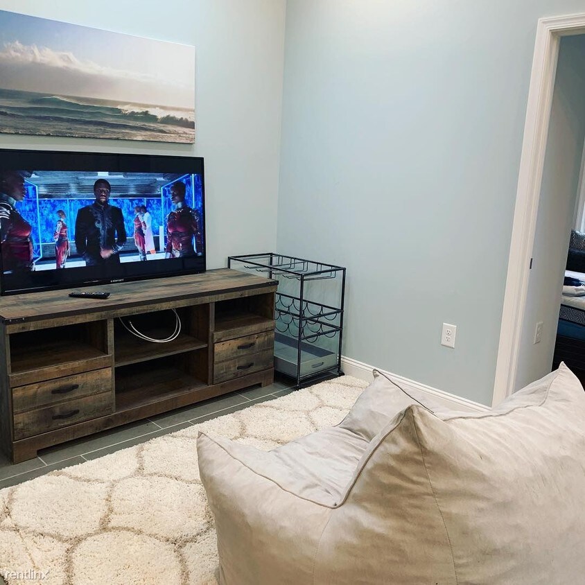 Foto principal - 5 br, 3.5 bath Apartment - 359 Liberty Ave