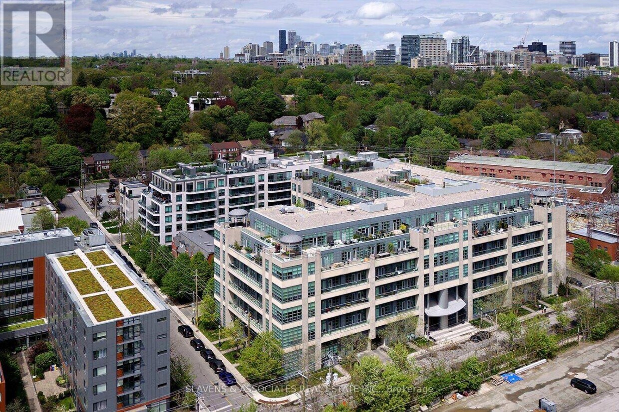 Photo principale - 380-380 Macpherson Ave