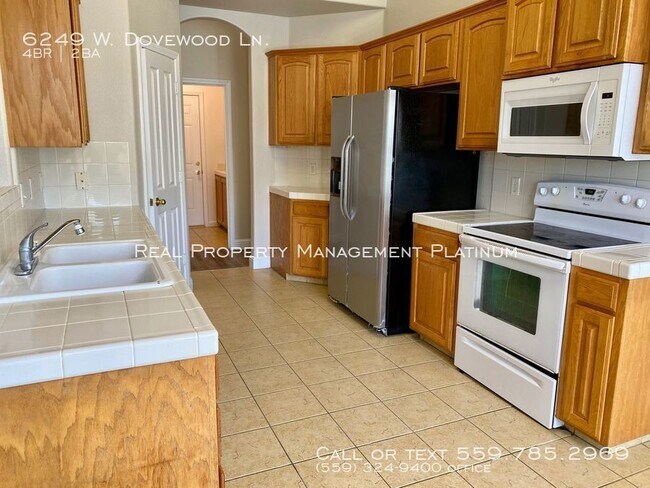 Foto del edificio - 6249 W Dovewood Ln