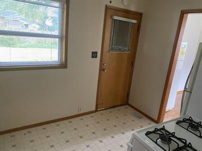 Foto del edificio - Charming 3 Bedroom, 2 Bath Home Near UAH!