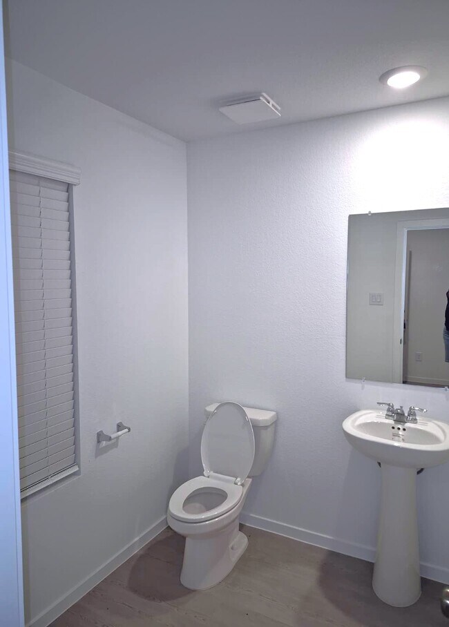 Foto del edificio - 20034 Palermo Shores Dr