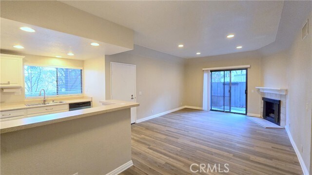 Building Photo - 22745 Lakeway Dr