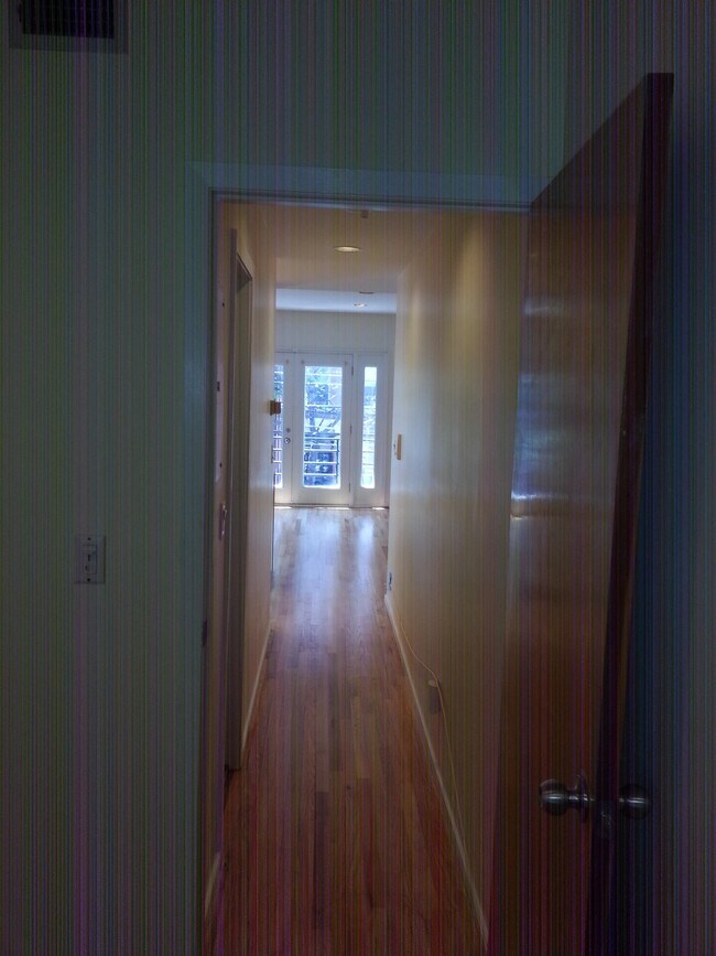 Building Photo - 209 Bloomfield St