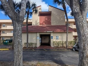 Building Photo - 3399 Foxcroft Rd