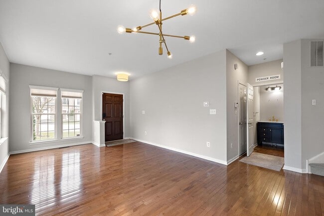 Building Photo - 253 Tall Trees Cir