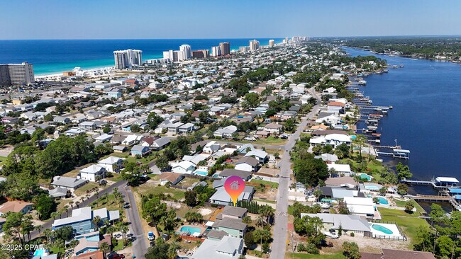 Building Photo - 5625 S Lagoon Dr