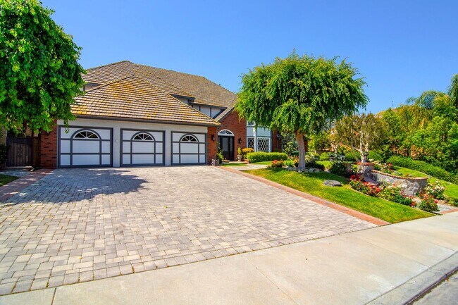 Foto del edificio - 29360 Castlehill Dr