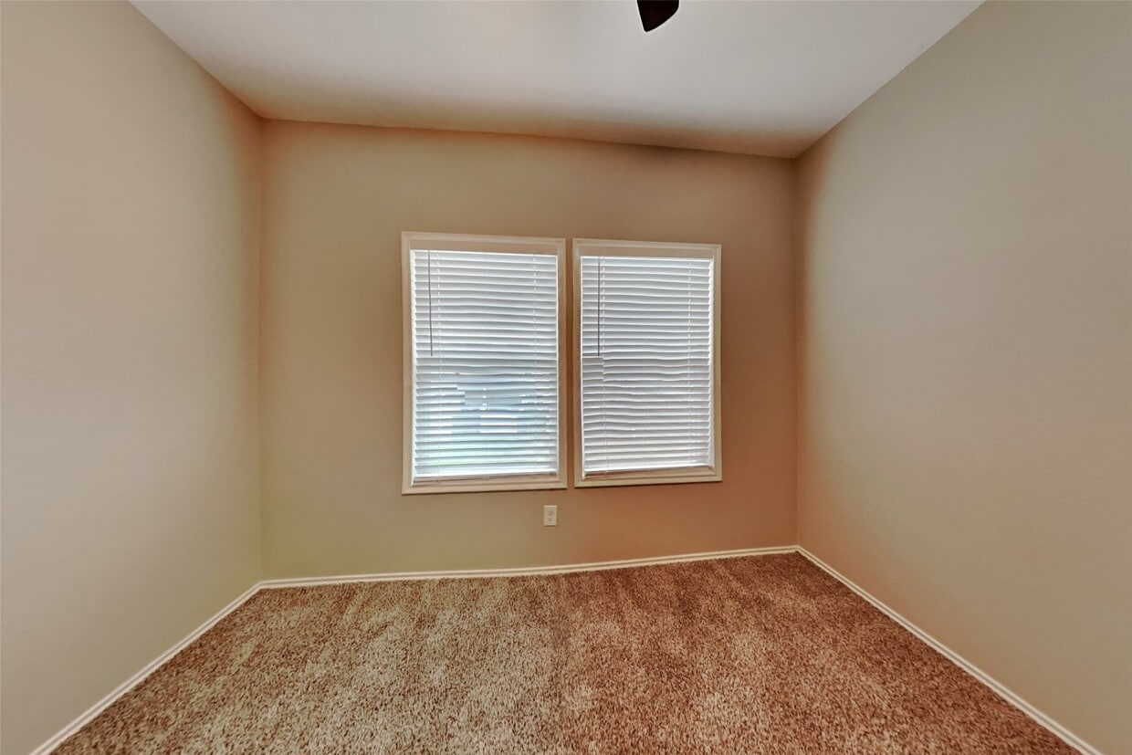 Building Photo - 5019 Westwood Pines Dr