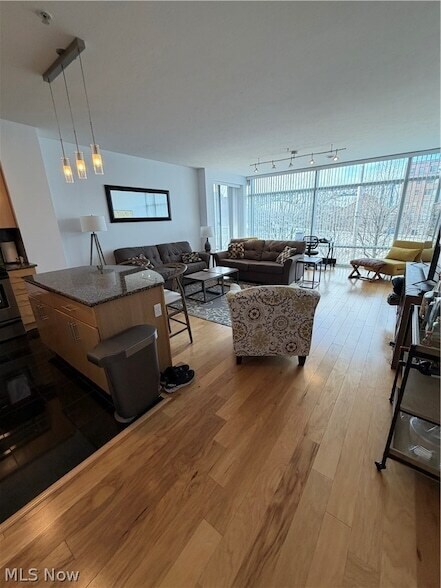 Foto del edificio - 1237 Washington Ave