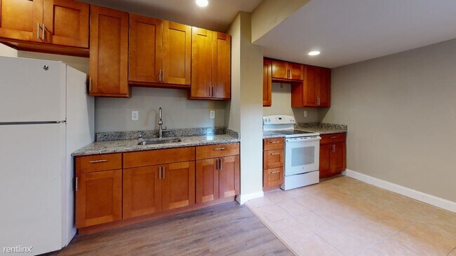 Building Photo - 1 br, 1 bath Triplex - 1731 W BERKS ST Unit 1