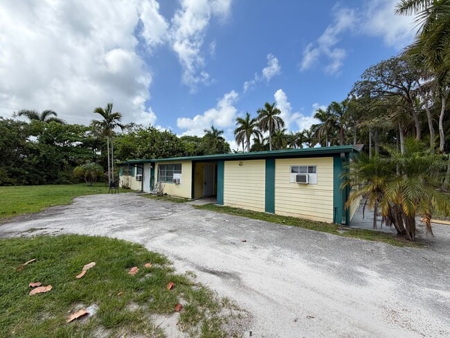 Photo - 1101 Summer St Apartment