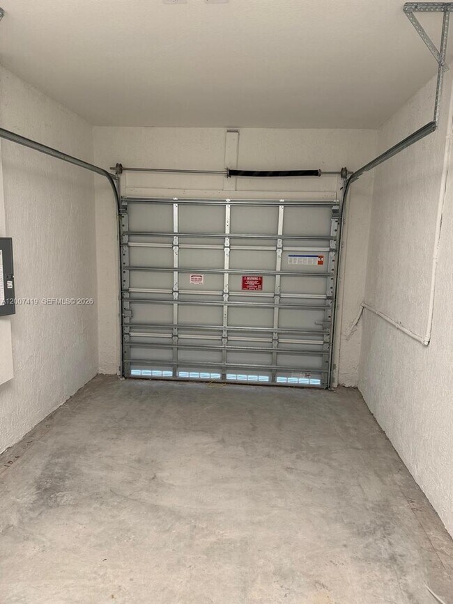 Foto del edificio - 2573 SE 25th Ter