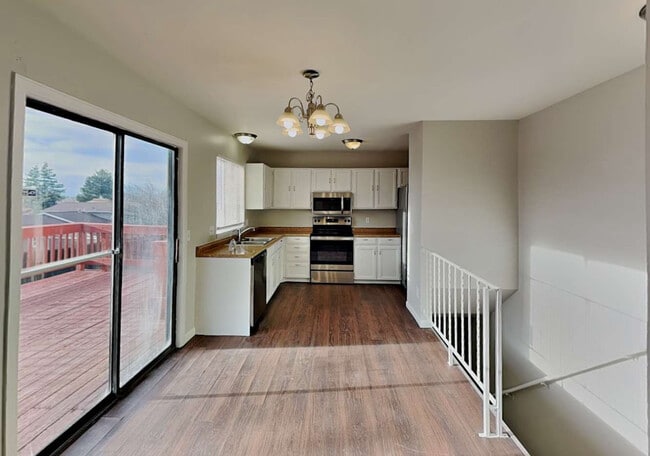 Building Photo - 7517 Brockbank Dr