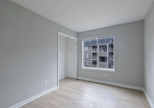 Photo - 524 University Place Apartment