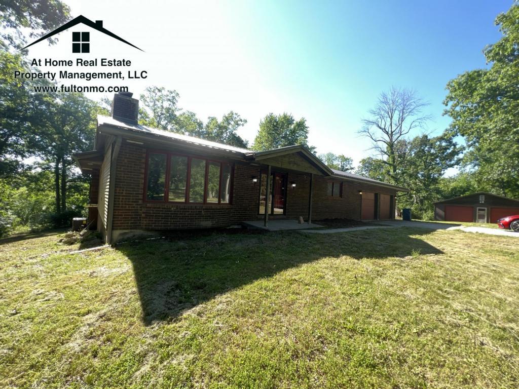 6225 Cedar Oaks Drive House Rental in Fulton, MO