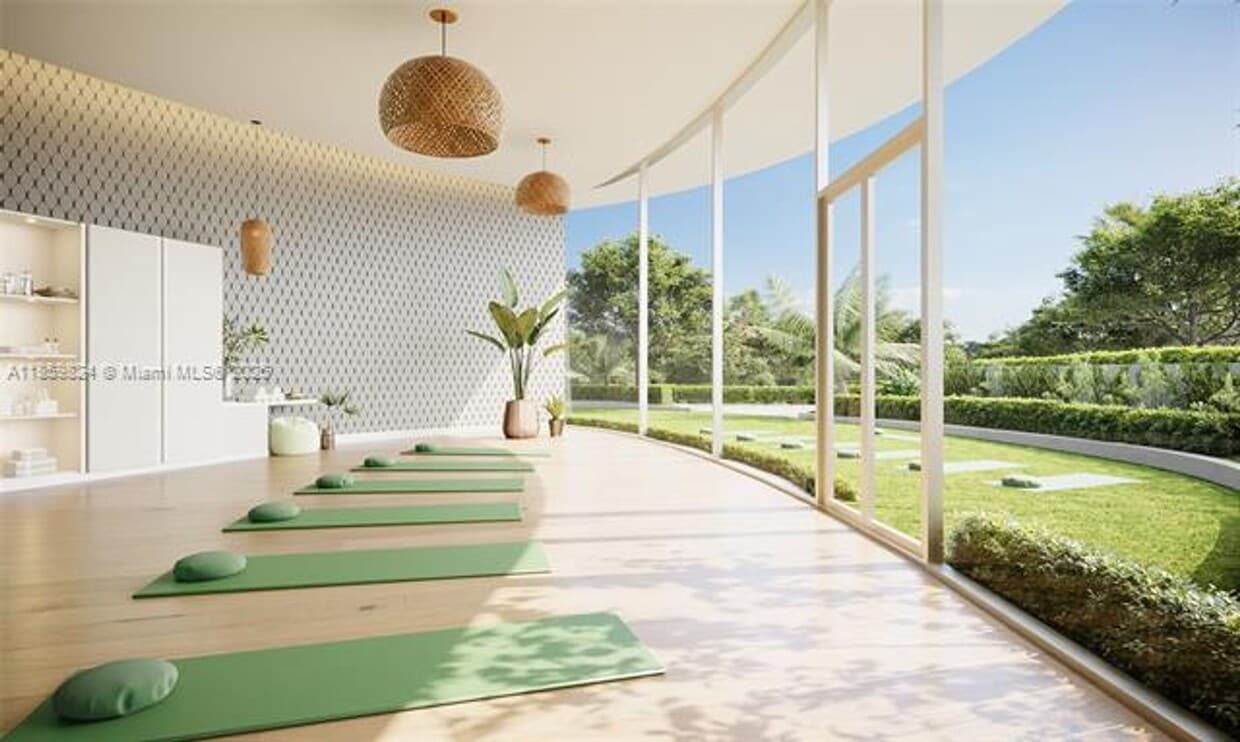Foto del edificio - 700 NE 24th St