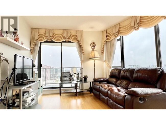 Building Photo - 6888 Alderbridge Wy