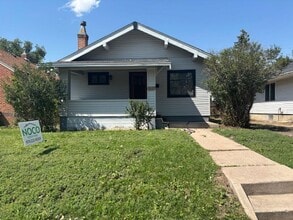 Building Photo - 104 E Pershing Blvd