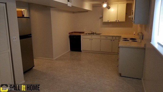 Building Photo - 5577 Walden Meadows Dr