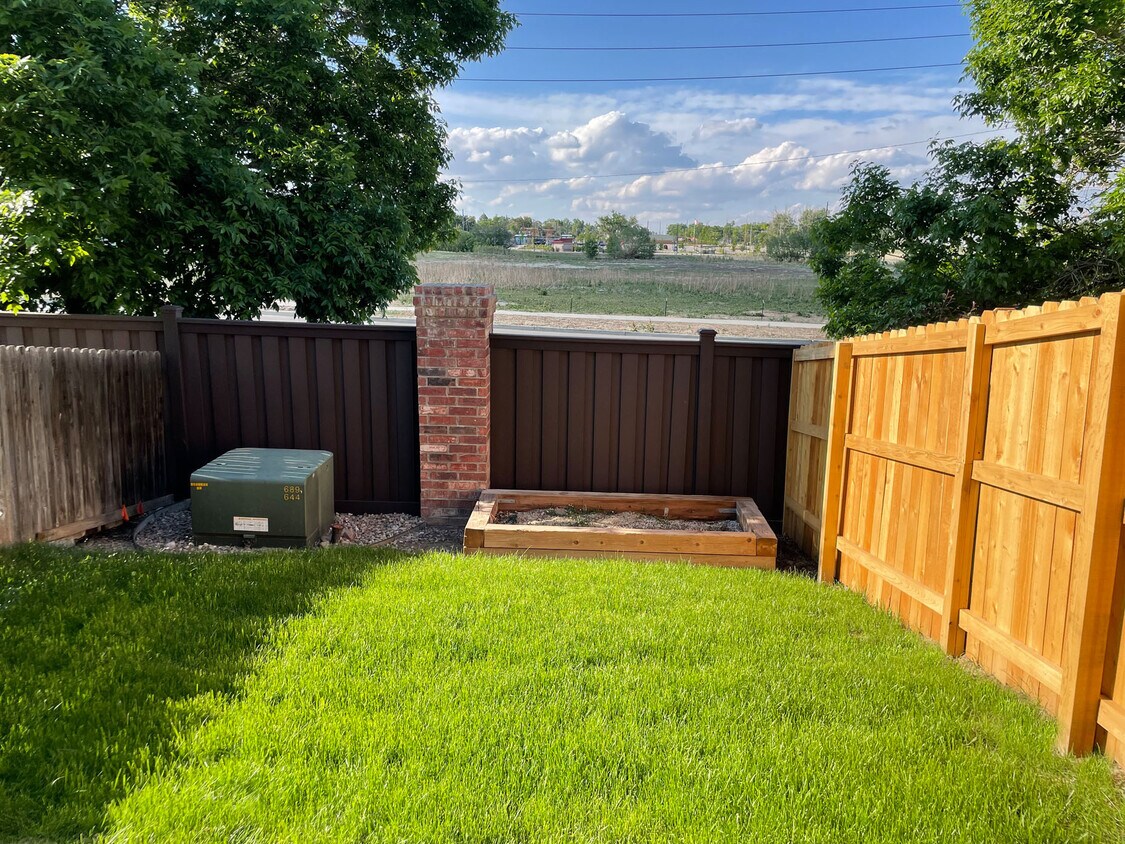 Primary Photo - 2249 E 111th Dr