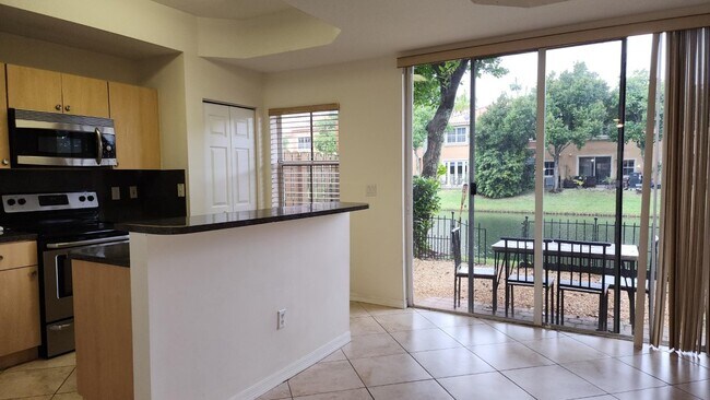 Foto del edificio - 4929 Windward Way