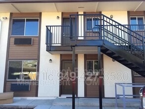 Building Photo - 1700 Locust St