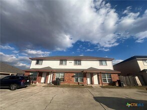 Building Photo - 4200 Alan Kent Dr