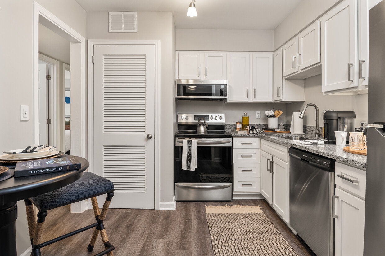 Photo - The Brookwood Apartments