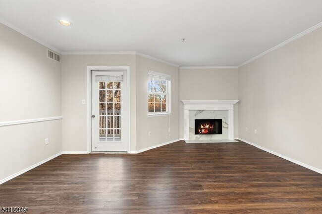 Building Photo - 690 NJ-23