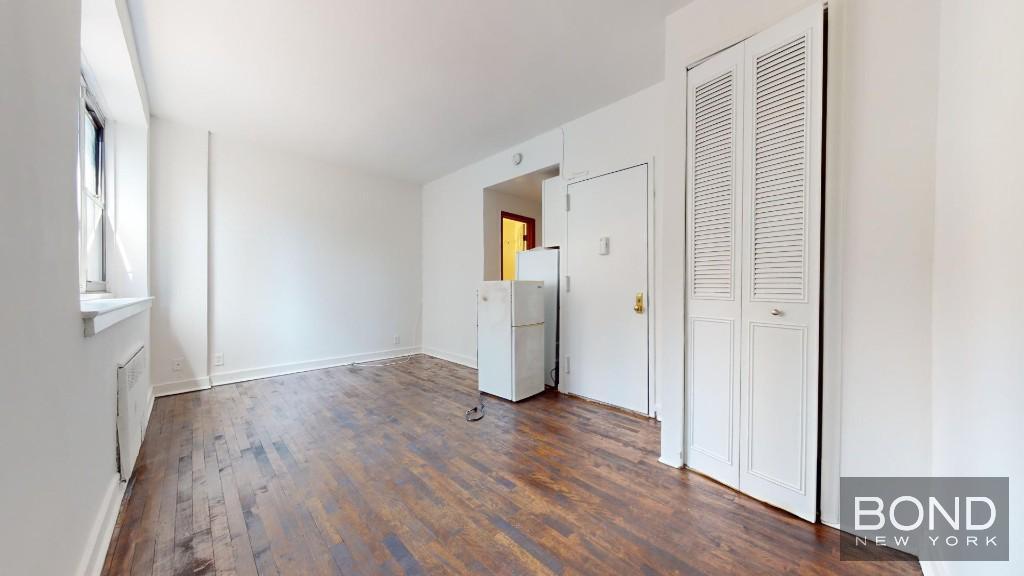 Primary Photo - 255 East 61th Street