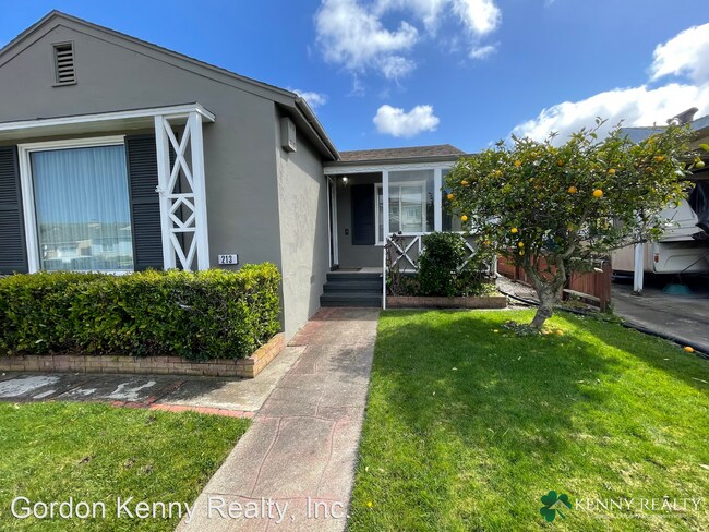 Building Photo - 3 br, 2 bath House - 213 Wildwood Dr.