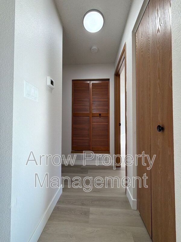 Foto del edificio - 2354 N 44th St