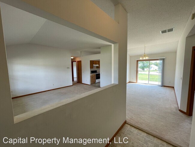 Building Photo - 3 br, 2 bath House - 5606 Cave Creek Dr.