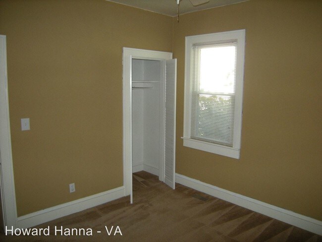 Building Photo - 3 br, 1 bath House - 2906 Matoaka Road