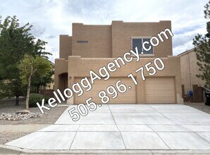 Building Photo - 1340 Tesuque Ct NE