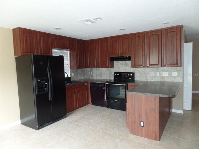 Foto del edificio - 8338 Fishhawk Ave