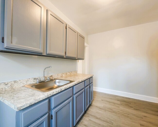 Foto del edificio - 4829 N Springfield Ave