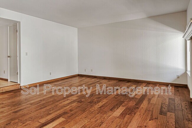 Foto del edificio - 111 Bean Creek Rd